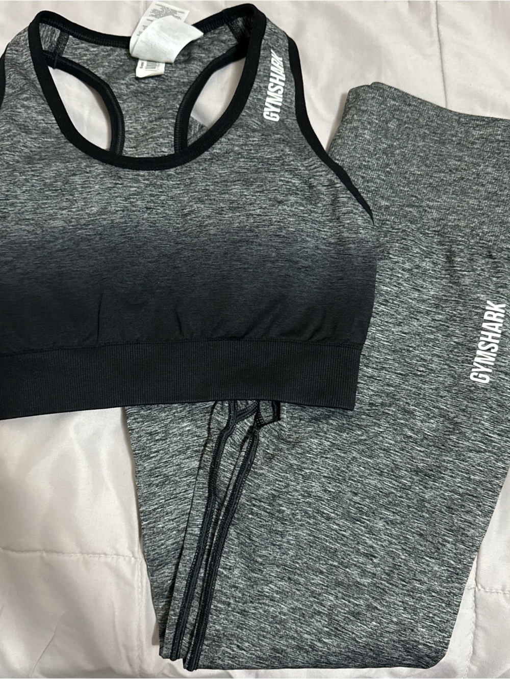 Gymshark Seamless Ombre Sports Bra in Black and Gray